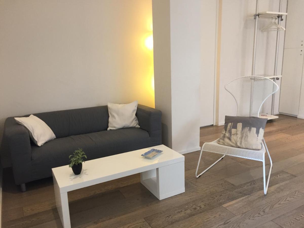 Suite Mare Centro 佩萨罗 外观 照片