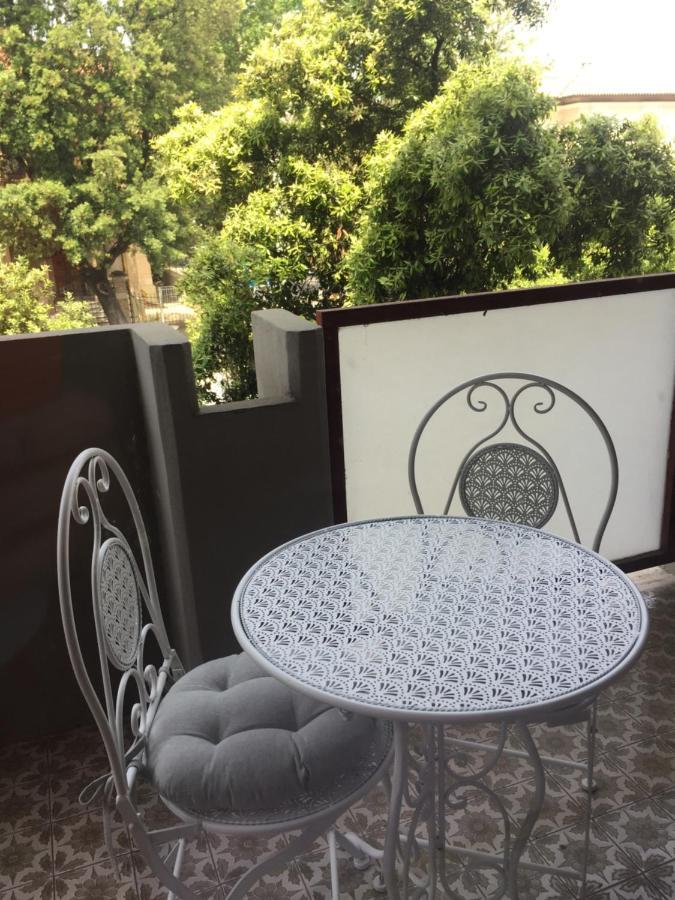 Suite Mare Centro 佩萨罗 外观 照片