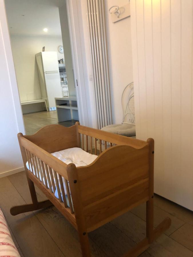 Suite Mare Centro 佩萨罗 外观 照片